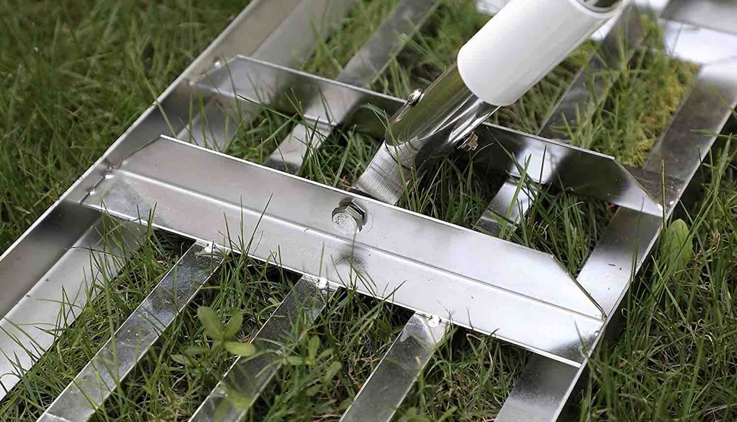 Lawn Lute: 75cm Yard Spreader: image 6