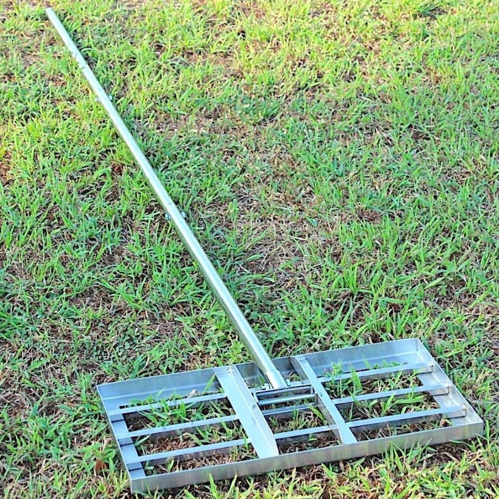 Lawn Lute: 75cm Yard Spreader: image 3